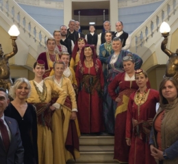 Η «Ρωμανία» Γλυφάδας, πλημμύρισε με ποντιακούς χορούς τη ΛΑΕΔ