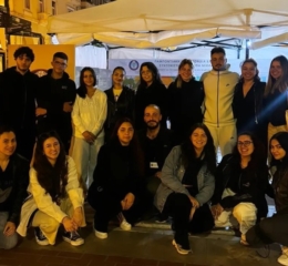 Κάλεσμα Εθελοντών για τα Ενημερωτικά Περίπτερα σε Αθήνα, Πειραιά και Θεσσαλονίκη ενόψει της 19ης Μαΐου.