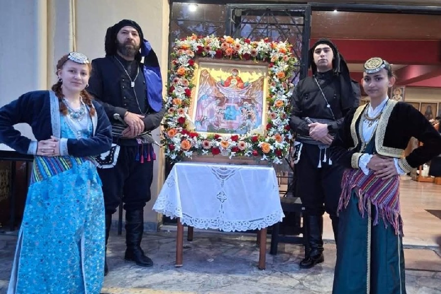 Στον εορτασμό της Ζωοδόχου Πηγής συμμετείχε η Ένωση Ποντίων Μάνδρας