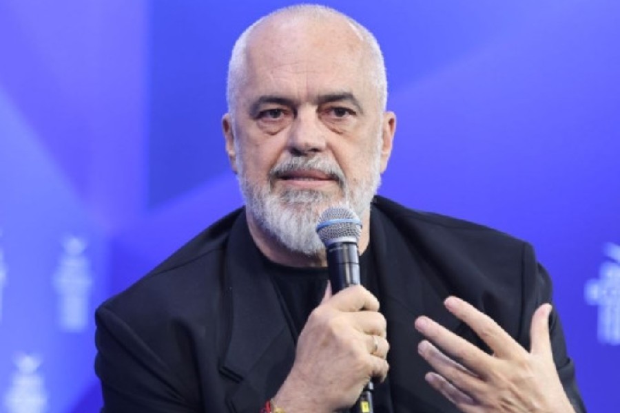 Ράμα για το σχόλιο για τους Έλληνες: Έκανα χιούμορ, κάθε φορά που έρχομαι εδώ νιώθω ερωτευμένος