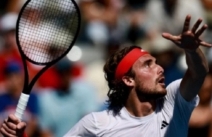 Τσιτσιπάς: Αποκλεισμός στο διπλό της Μαδρίτης