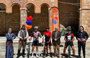 Στην υποδοχή των αθλητών του ποδηλατικού μαραθωνίου «Διαδρομή Μνήμης: Αρμενία & Πόντος» συμμετείχε η Εύξεινος Λέσχη Ποντίων Νάουσας