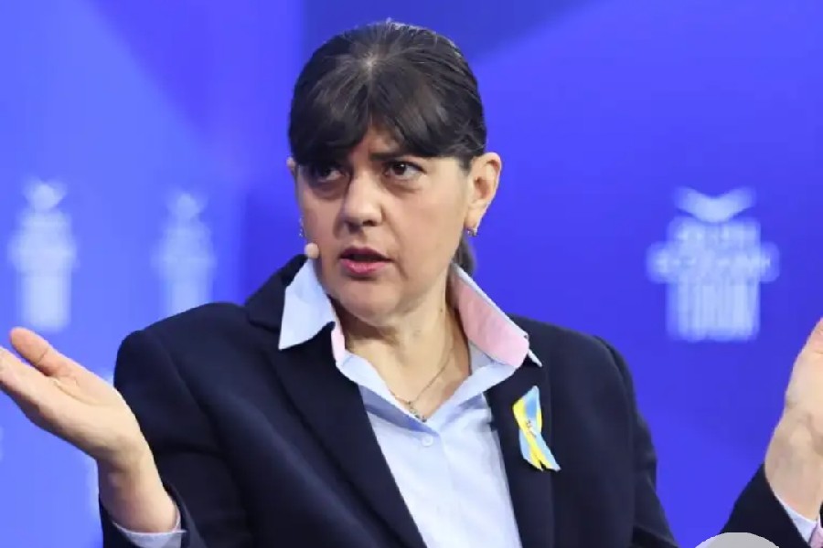 Λάουρα Κοβέσι από Δελφούς: «Δεν υπάρχει καθαρή χώρα, υπάρχει διαφθορά παντού»