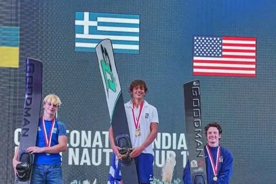 Γιάννης Κουσαθανάς: Στέφθηκε παγκόσμιος πρωταθλητής στο θαλάσσιο σκι 