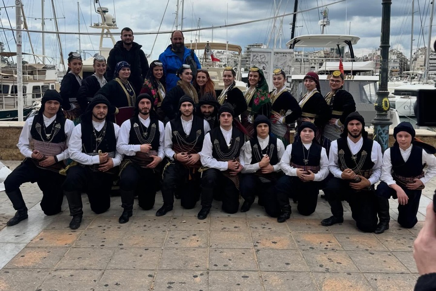 «Η Τραπεζούντα» Φυλής χόρεψε στην έκθεση «Κρήτη — Η μεγάλη συνάντηση»