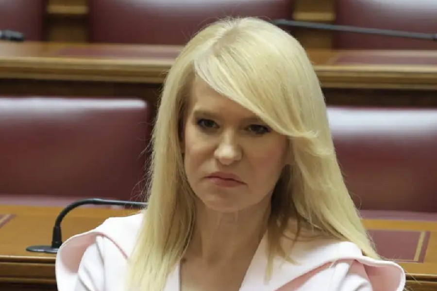 Άγρια κόντρα Θεοδώρας Τζάκρη και Στέφανου Κασσελάκη: «Παρίστανε τον Μεσσία και φτάσαμε στα σημερινά ξεφτιλίκια»