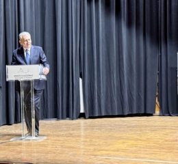 Μάξιμος Χαρακόπουλος στην Ελασσόνα:  Ευγνώμονες στον Κώστα Φωτιάδη που τεκμηρίωσε την Ποντιακή Γενοκτονία
