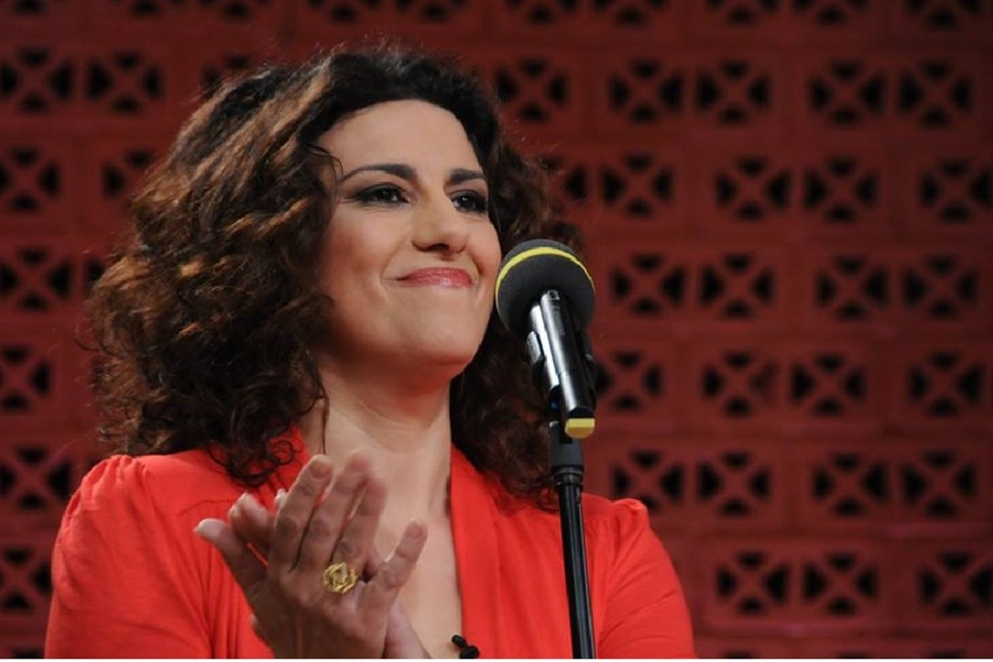 Η Σοφία Παπάζογλου στο studio με τραγούδια της μουσικής παράδοσης του Πόντου