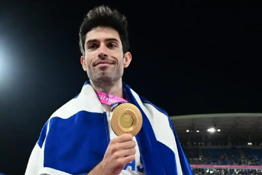 Ο θρυλικός Μίλτος Τεντόγλου στέφθηκε πρωταθλητής Ευρώπης στο μήκος για τέταρτη φορά και έγραψε ιστορία