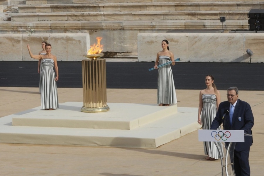 Στο Παναθηναϊκό Στάδιο η τελετή αφής και παράδοσης της φλόγας για τους Ολυμπιακούς Αγώνες Νέων «Ντακάρ 2026»