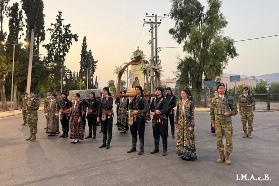 «Οι Ακρίτες» Ασπροπύργου τίμησαν την Παναγία με το Πάτριο Ημερολόγιο