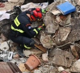 Έκρηξη στην Πλάκα: Αδιανόητη τραγωδία με 6 νεκρούς – Εντοπίστηκαν και οι δύο τελευταίες σοροί