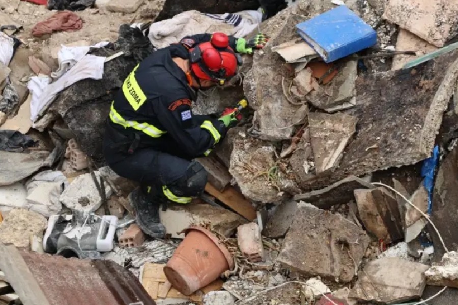 Έκρηξη στην Πλάκα: Αδιανόητη τραγωδία με 6 νεκρούς – Εντοπίστηκαν και οι δύο τελευταίες σοροί