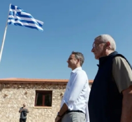 Ο Κυριάκος Μητσοτάκης επισκέφθηκε τη Ρω και την Στρογγυλή – Ενημερώθηκε για τα έργα στα νησιά