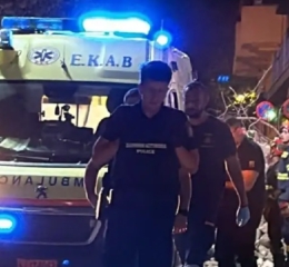 Έκρηξη στην Πλάκα: Γυναίκα ανασύρθηκε νεκρή από τα ερείπια του κτιρίου – Αγωνία για πέντε αγνοούμενους