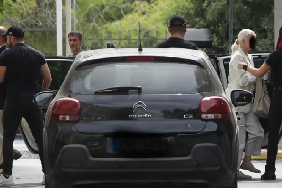 Γιώργος Μαζωνάκης: Στη φυλακή μετά από απολογία-μαμούθ 18 ωρών οι δύο γιατροί του Κολωνακίου