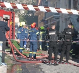 Έκρηξη στην Πλάκα: Ισοπεδώθηκε το κτίριο, 3 τραυματίες – Η ΕΜΑΚ ψάχνει για εγκλωβισμένους 