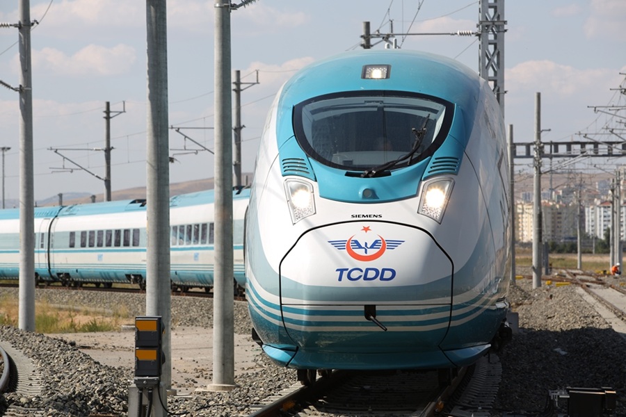 Η Τουρκία σχεδιάζει σιδηροδρομική γραμμή υψηλών ταχυτήτων 513 χλμ. στη Μαύρη Θάλασσα