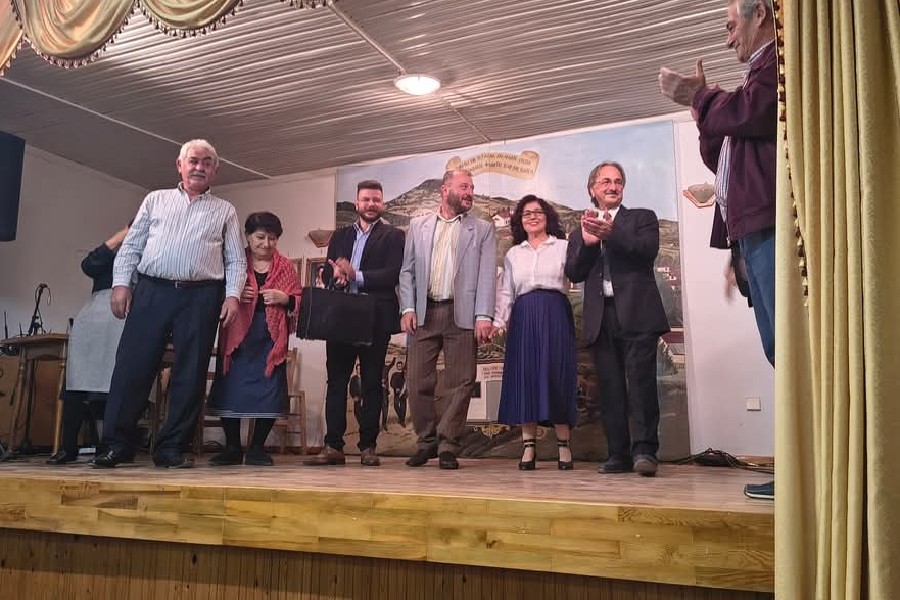 Η θεατρική ομάδα των «Αργοναυτών» Κιλκίς παρουσίασε την παράσταση «Σύρον Σιμοίρα την τρα’ς» 