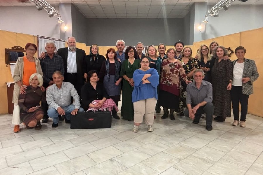 Οι «Αργοναύτες» Κιλκίς παρουσίασαν ποντιακό θέατρο στην Ακρινή Κοζάνης