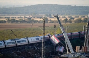 Ισπανία: Και τρεις Έλληνες στα τρένα που συγκρούστηκαν – Συγκλονιστικές μαρτυρίες